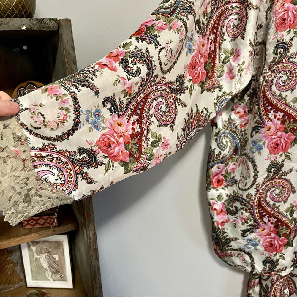 Satin Paisley Women's Pajama Set - Picture 7 of 10
